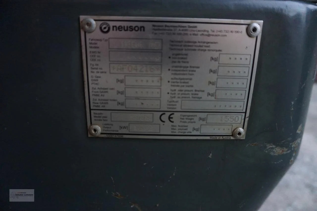 Neuson 1404 Miniexcavadora 1,4 t de ocasión 2008 de 3 620 h motor Yanmar con 3 cucharas