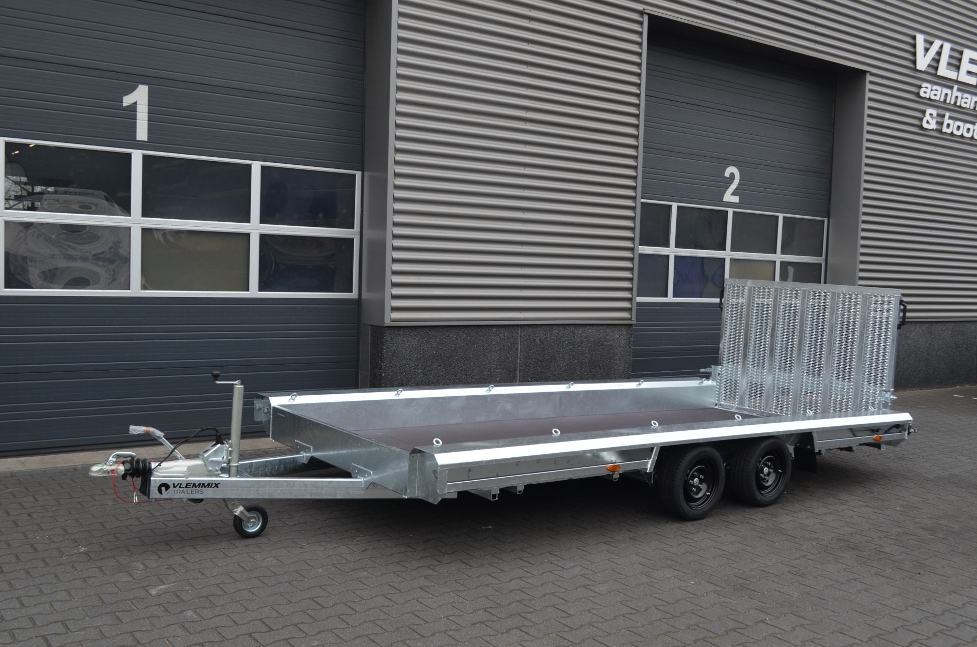 Remolque de Carga 4,8 x 1,8m 2700 kg - 1350 kg - 2 ejes