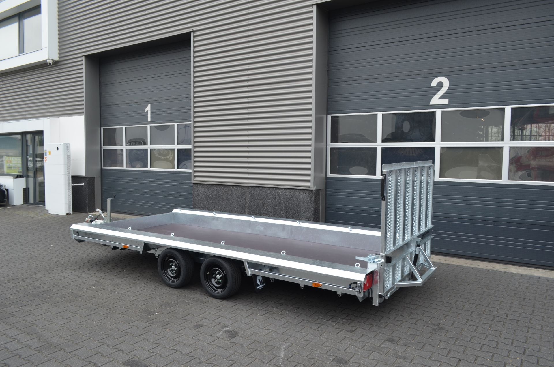 Remolque de Carga 4,8 x 1,8m 2700 kg - 1350 kg - 2 ejes
