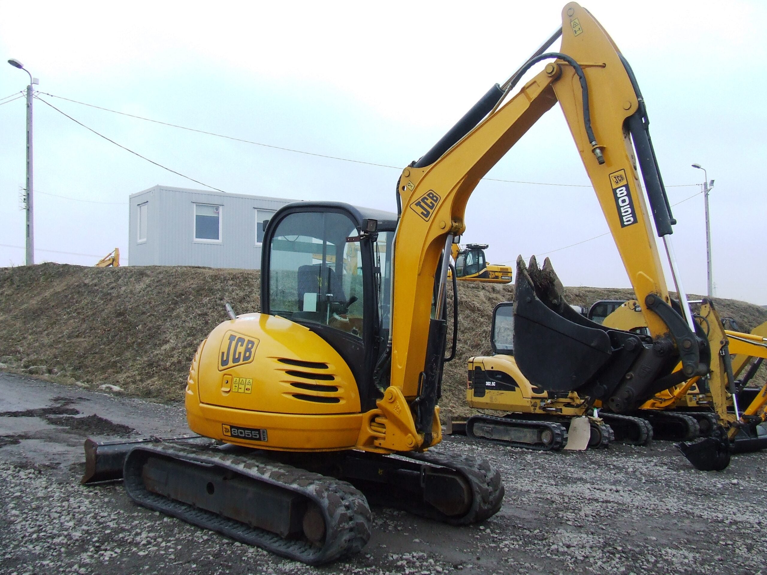 Miniexcavadora usada JCB 8055 RTS (2008) – 5,3T – Motor Isuzu 34,1 kW – Alcance 6 m