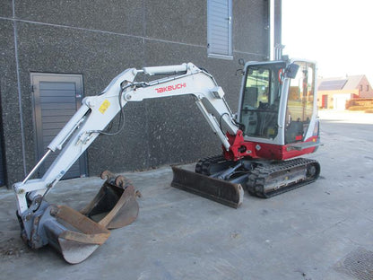 Miniexcavadora usada Takeuchi TB235 (2008) – 3,5T – Motor Yanmar 21,3 kw
