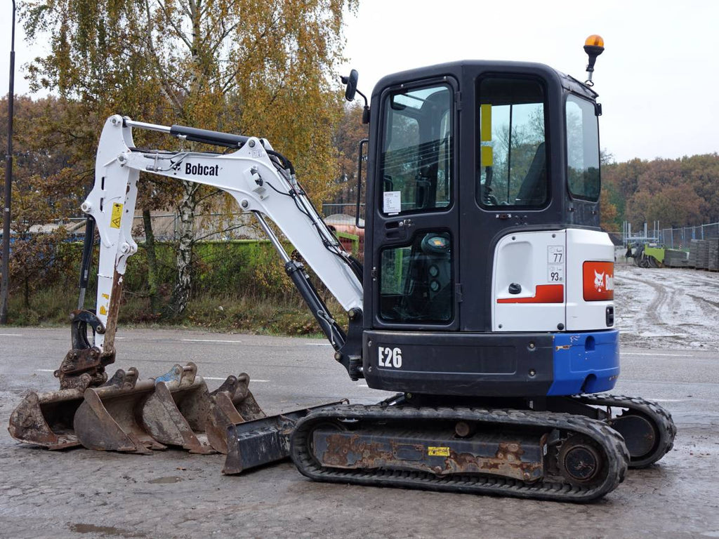 Miniexcavadora Bobcat E26 EM (2015) – 2,56T – ocasión