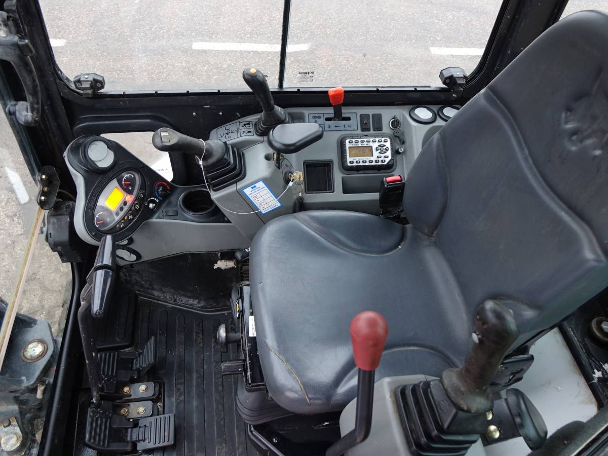 Miniexcavadora Bobcat E26 EM (2015) – 2,56T – ocasión