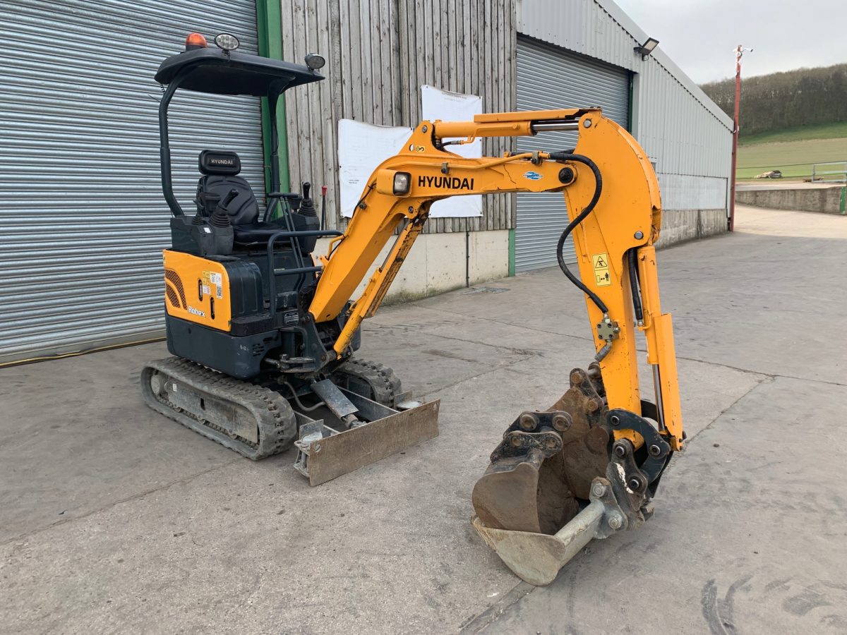 Miniexcavadora Hyundai Robex 17Z-9A (2015) – 1,7T – ocasión