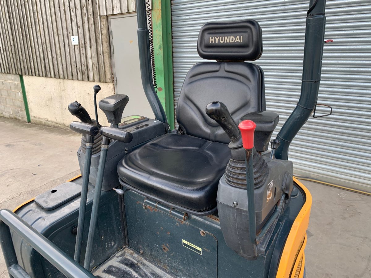 Miniexcavadora Hyundai Robex 17Z-9A (2015) – 1,7T – ocasión