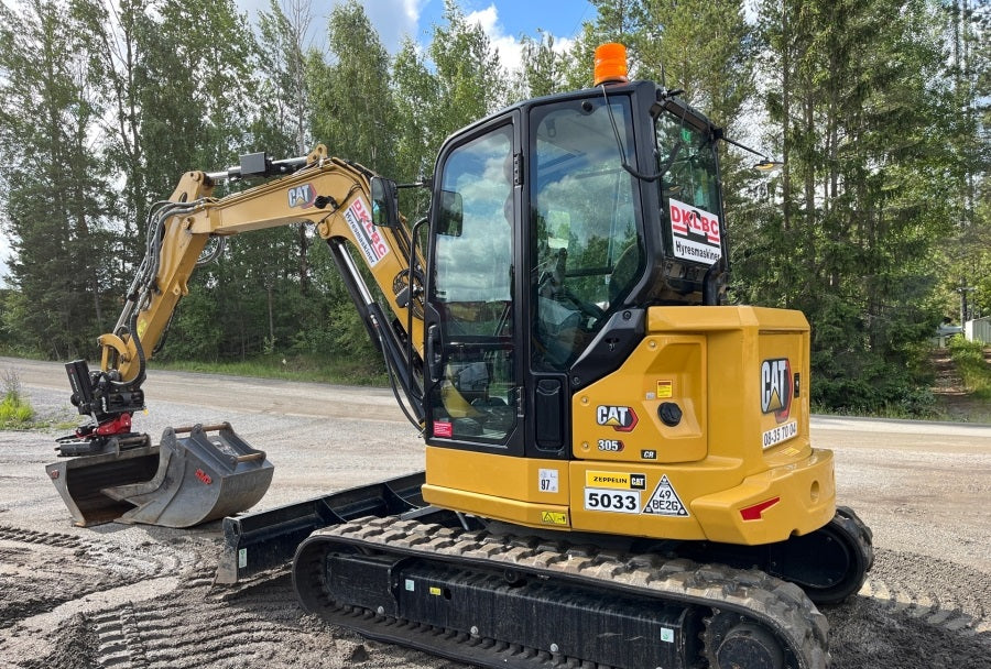 Miniexcavadora CAT 305CR 2022 – 153 horas – Usada