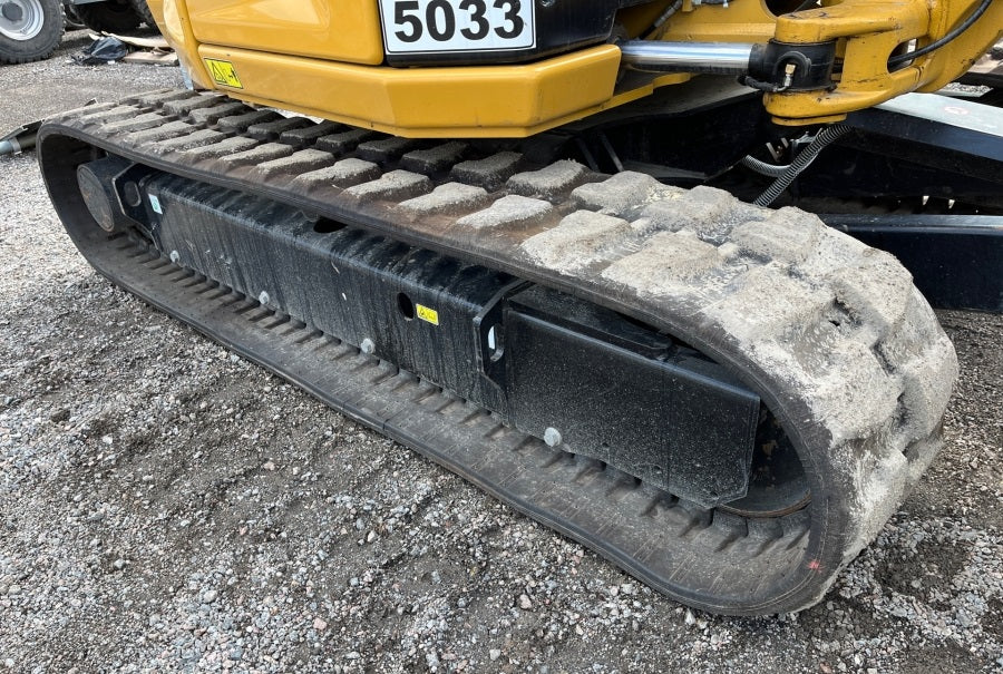 Miniexcavadora CAT 305CR 2022 – 153 horas – Usada
