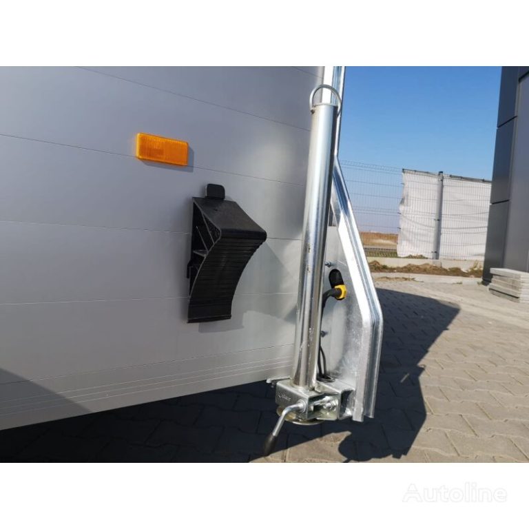 Furgoneta de aluminio Roadster C300, peso bruto de 750 a 1.300 kg