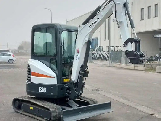 Miniexcavadora Bobcat E26 de 2,6 t de ocasión 2012 con enganche rápido y 3 cucharones