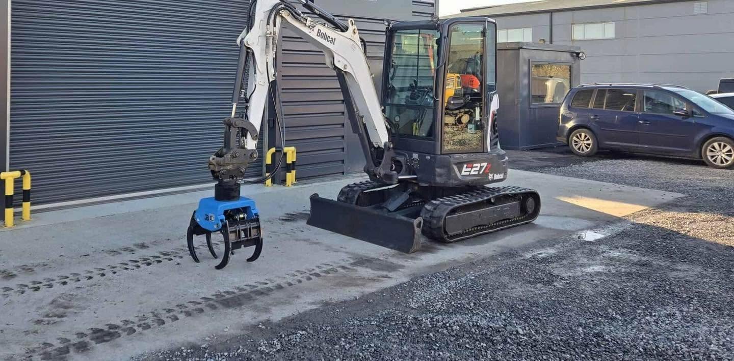 Miniexcavadora Bobcat E27z de 2,7 t usada, año 2019, 1788 h con enganche hidráulico