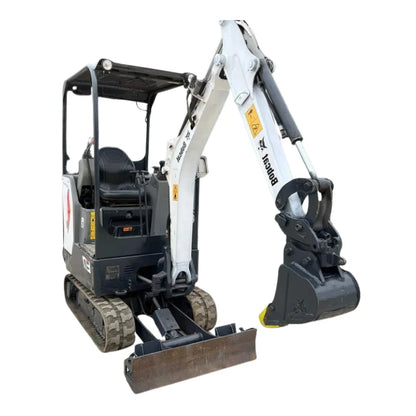 Miniexcavadora Bobcat E17 1,71 t — Enganche rápido y 3 cucharones — Ocasión 2017 — 1600 h