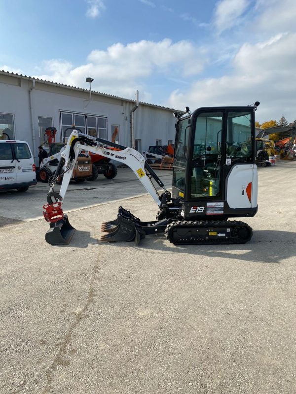 Miniexcavadora Bobcat E19 de 1,6 t, usada, año 2019, solo 850 h, motor Mitsubishi