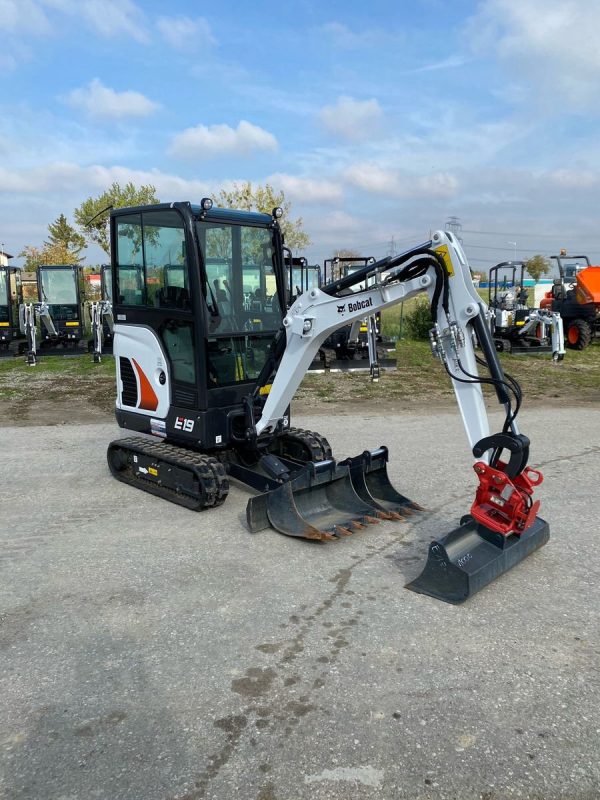 Miniexcavadora Bobcat E19 de 1,6 t, usada, año 2019, solo 850 h, motor Mitsubishi