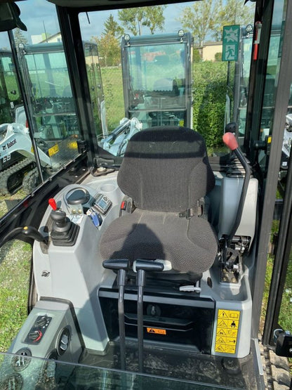 Miniexcavadora Bobcat E19 de 1,6 t, usada, año 2019, solo 850 h, motor Mitsubishi