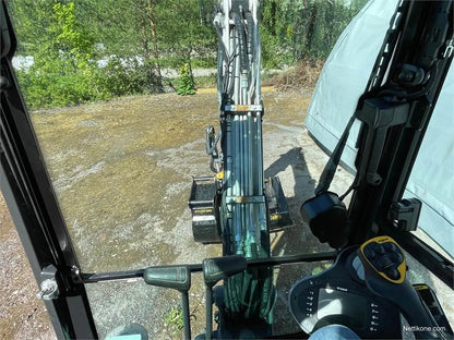 Miniexcavadora Bobcat E27Z de 2,7 t de ocasión 2021 con tiltrotador Engcon y 4 cucharones