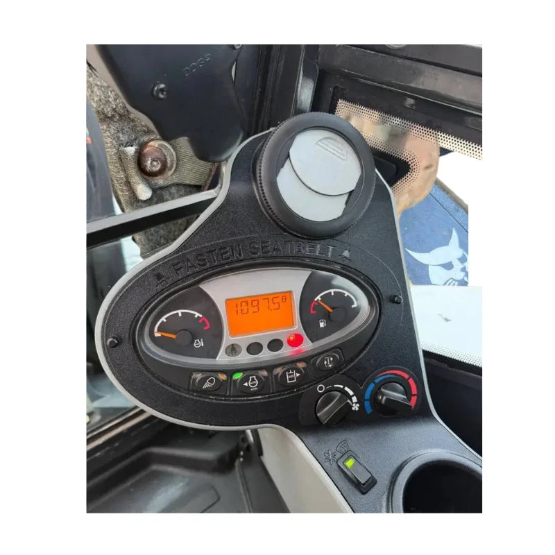 Miniexcavadora Bobcat E34 de 3,5 t — Motor Kubota D1703 18,2 kW — Usada 2022 — 1 096 h