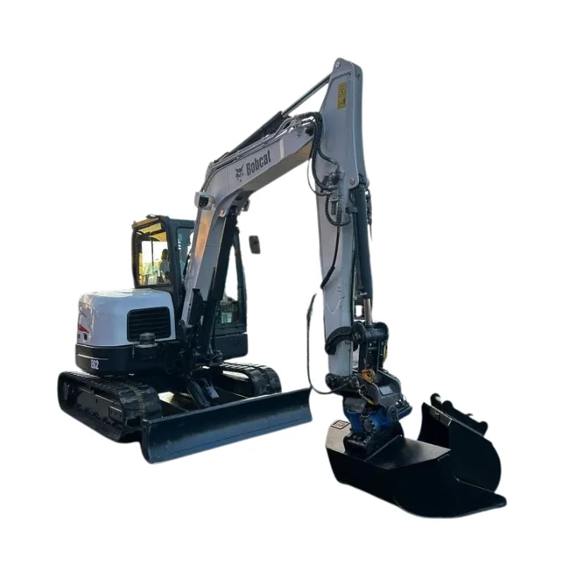 Miniexcavadora Bobcat E62 6,1 t — Motor Yanmar 4TNV94L 36,2 kW — Usado 2014 — 5 751 h