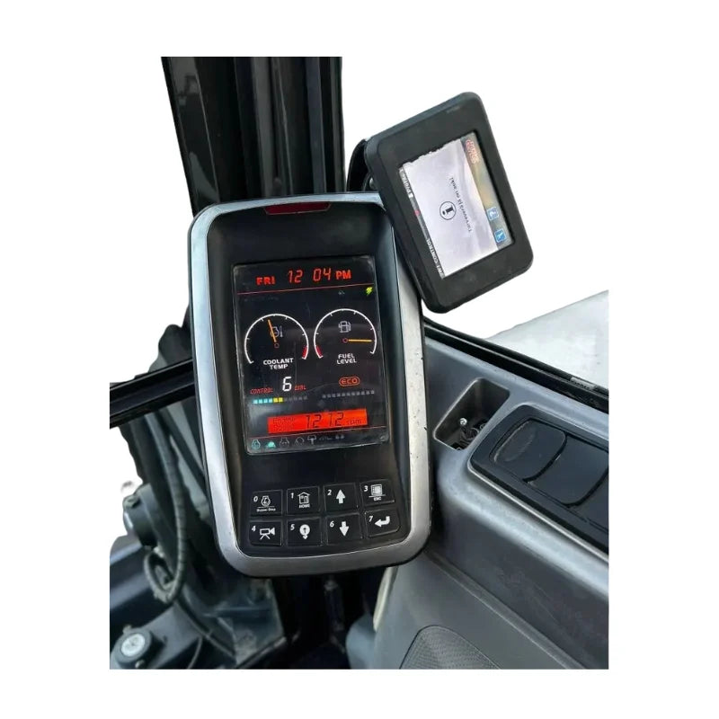 Miniexcavadora Bobcat E62 6,1 t — Motor Yanmar 4TNV94L 36,2 kW — Usado 2014 — 5 751 h