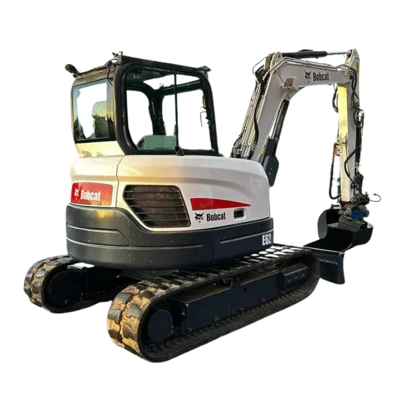 Miniexcavadora Bobcat E62 6,1 t — Motor Yanmar 4TNV94L 36,2 kW — Usado 2014 — 5 751 h