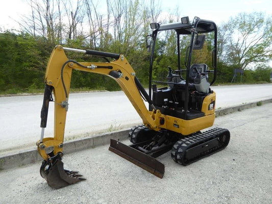 Miniexcavadora Caterpillar 301.7D CR de 1,7 t de ocasión 2017 con enganche rápido y 3 cucharones