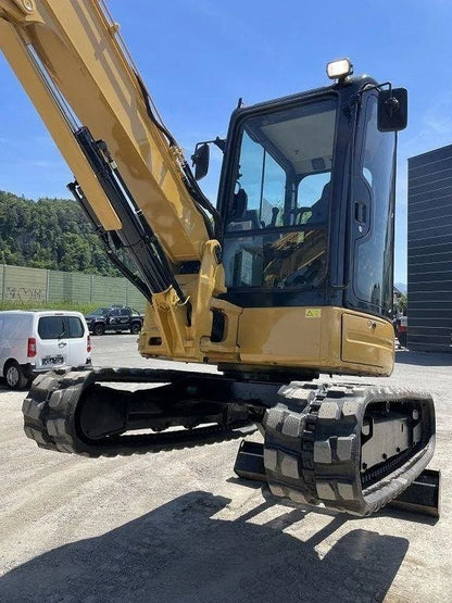 Miniexcavadora Caterpillar 305 5E compacta de 5,2 t de ocasión 2013 con 3 cucharas y 1720 h