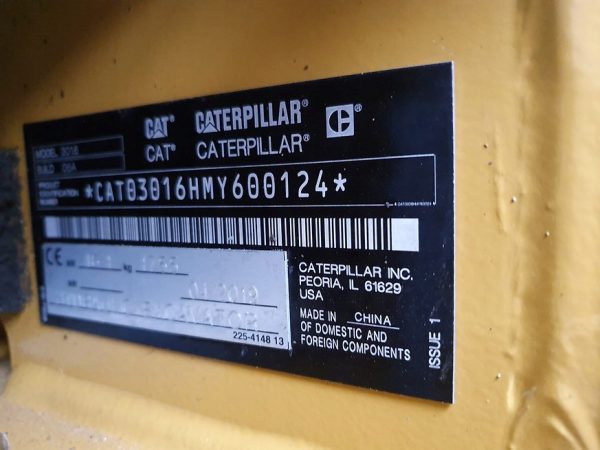 Miniexcavadora Caterpillar 301.6 de 1,8 t usada 2019 con 1.870 h y enganche Lehnhoff