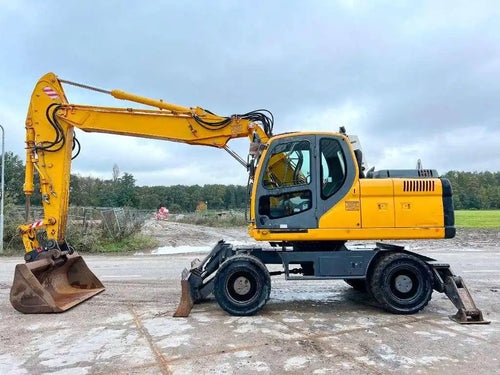 Doosan DX190W Excavadora de ruedas 18,2 t usada 2008 de 10 745 h con motor DL06
