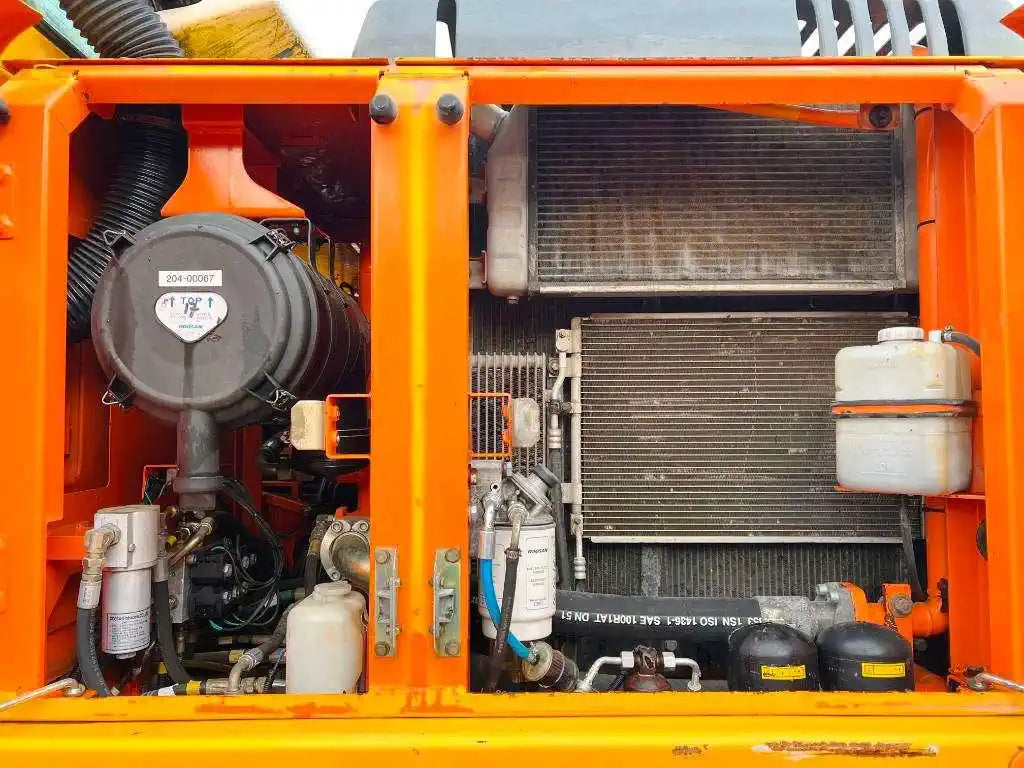 Doosan DX190W Excavadora de ruedas 18,2 t usada 2008 de 10 745 h con motor DL06