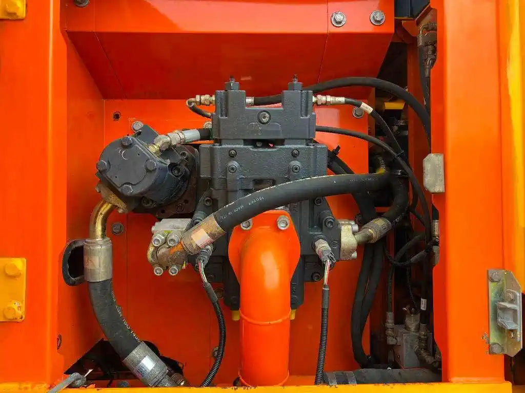 Doosan DX190W Excavadora de ruedas 18,2 t usada 2008 de 10 745 h con motor DL06