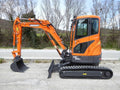 Miniexcavadora Doosan DX35Z de 3,7 t usada 2017 cabina calefactada de 453 h con 2 cucharones