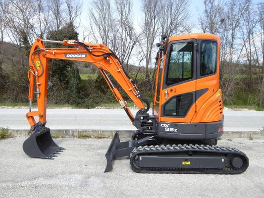 Miniexcavadora Doosan DX35Z de 3,7 t usada 2017 cabina calefactada de 453 h con 2 cucharones