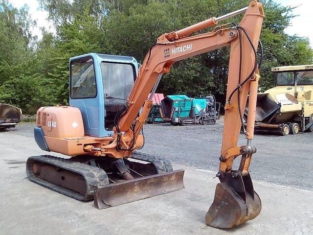 Miniexcavadora Hitachi EX 40 de Ocasión – 4,1T (2000) con 3 Cucharas