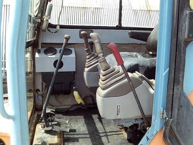 Miniexcavadora Hitachi EX 40 de Ocasión – 4,1T (2000) con 3 Cucharas