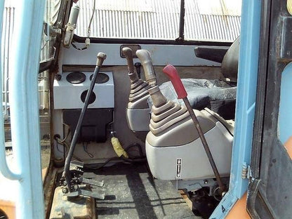 Miniexcavadora Hitachi EX 40 de Ocasión – 4,1T (2000) con 3 Cucharas