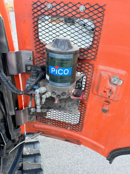 Miniexcavadora Hitachi ZX38-5A de 3,9 t usada 2017 con 1670 h y doble circuito hidráulico
