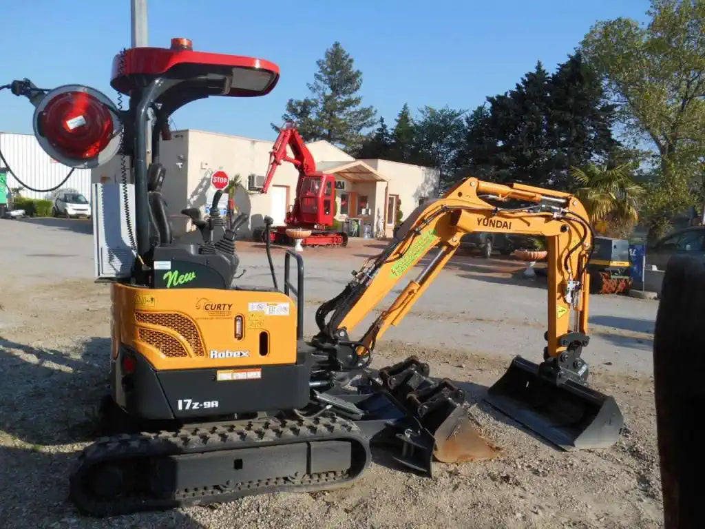 Miniexcavadora HYUNDAI R17Z-9AK – ocasión