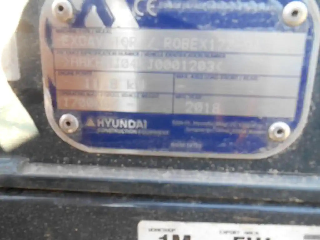 Miniexcavadora HYUNDAI R17Z-9AK – ocasión