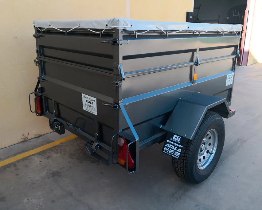 Remolque 4x4 basculante por inercia 2.000 x 1.300 x 600 + 350 – Mma 750 kg