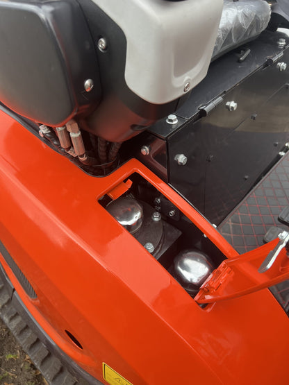 Miniexcavadora Giratoria Baimse 2500 kg, Motor Kubota D1105 de 3 Cilindros | Émeraude-Pelle