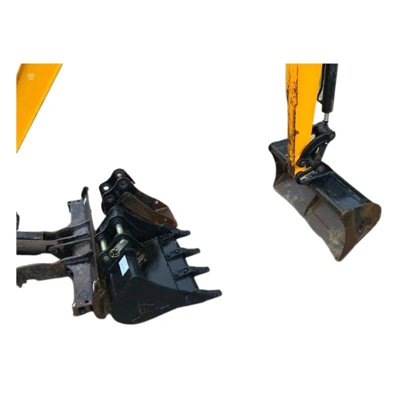 JCB 15C-1 miniexcavadora 1,6 t — Motor Perkins 403D-07 11,7 kW — Ocasión 2018 — 1 134 h