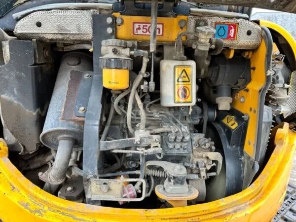 Miniexcavadora JCB 8030ZTS 2,8 t usada 2012 cabina cerrada de 3216 h con 3 cucharones
