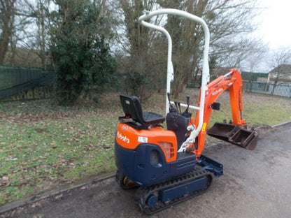 Miniexcavadora Kubota K008-3 de Ocasión (2013) – 0,8T con Motor Nuevo – 2.694 h