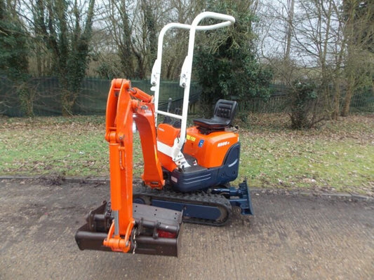 Miniexcavadora Kubota K008-3 de Ocasión (2013) – 0,8T con Motor Nuevo – 2.694 h