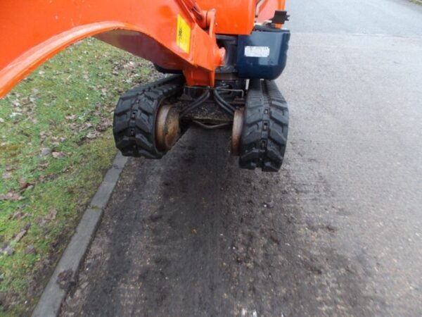 Miniexcavadora Kubota K008-3 de Ocasión (2013) – 0,8T con Motor Nuevo – 2.694 h