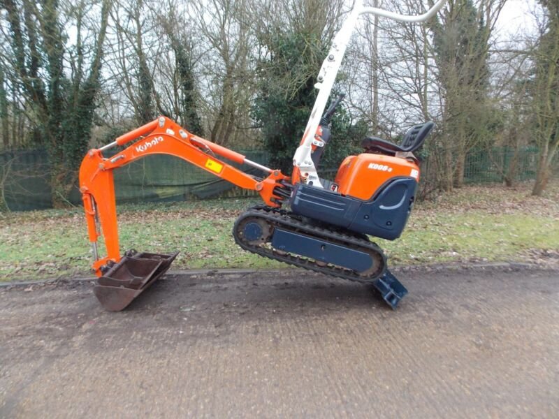 Miniexcavadora Kubota K008-3 de Ocasión (2013) – 0,8T con Motor Nuevo – 2.694 h