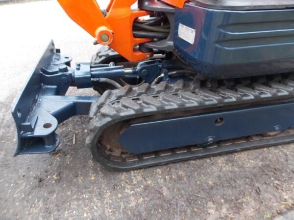 Miniexcavadora Kubota K008-3 de Ocasión (2013) – 0,8T con Motor Nuevo – 2.694 h