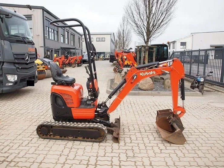 Miniexcavadora Kubota U10-3 ultracompacta de 1 tonelada, usada, año 2016, 2028 horas, con 3 cucharones