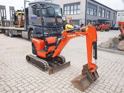 Miniexcavadora Kubota U10-3 ultracompacta de 1 tonelada, usada, año 2016, 2028 horas, con 3 cucharones