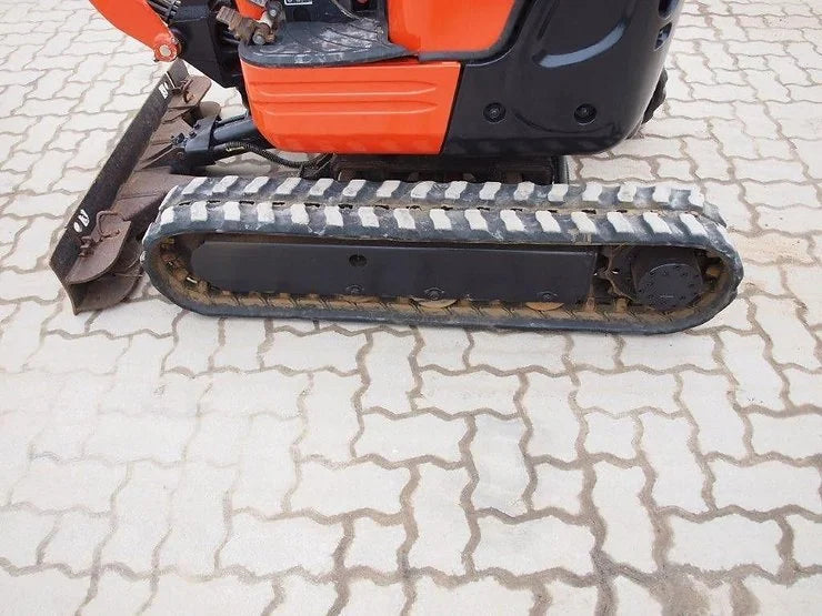 Miniexcavadora Kubota U10-3 ultracompacta de 1 tonelada, usada, año 2016, 2028 horas, con 3 cucharones