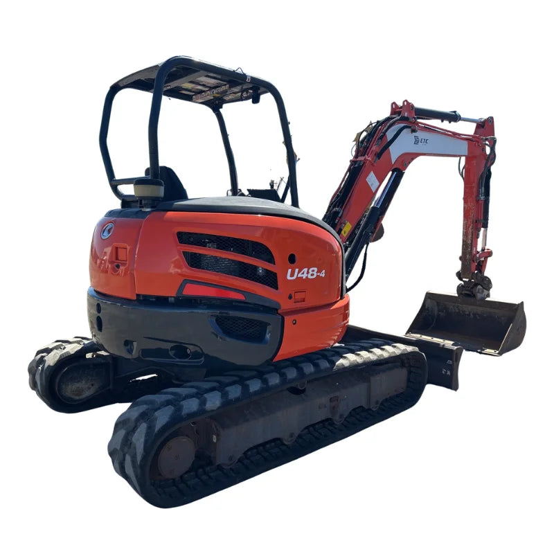 Miniexcavadora Kubota U48-4 de 4,8 t con giro cero — Enganche rápido hidráulico — Usada 2015 — 5.951 h